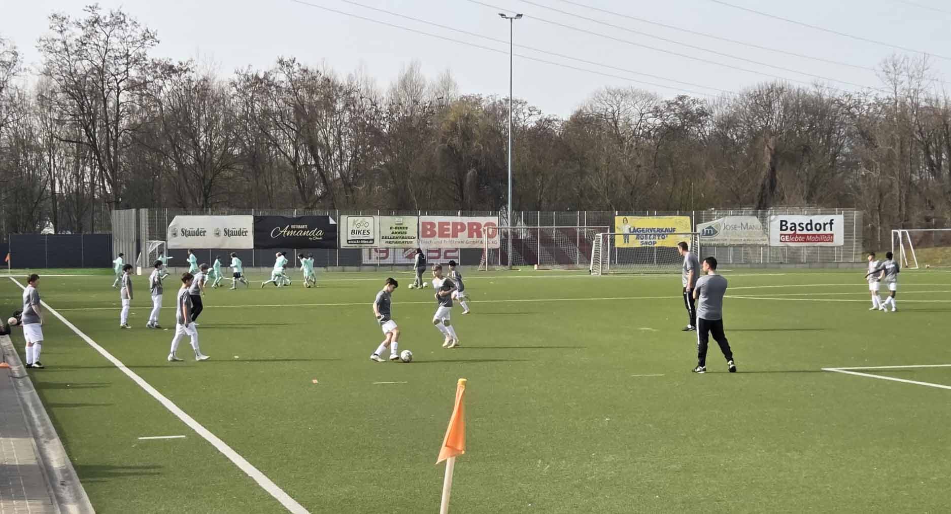 D1 schlägt Glück Auf Sterkrade